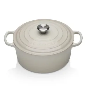 Le Creuset Signature Cast Iron Round Casserole Meringue 18cm