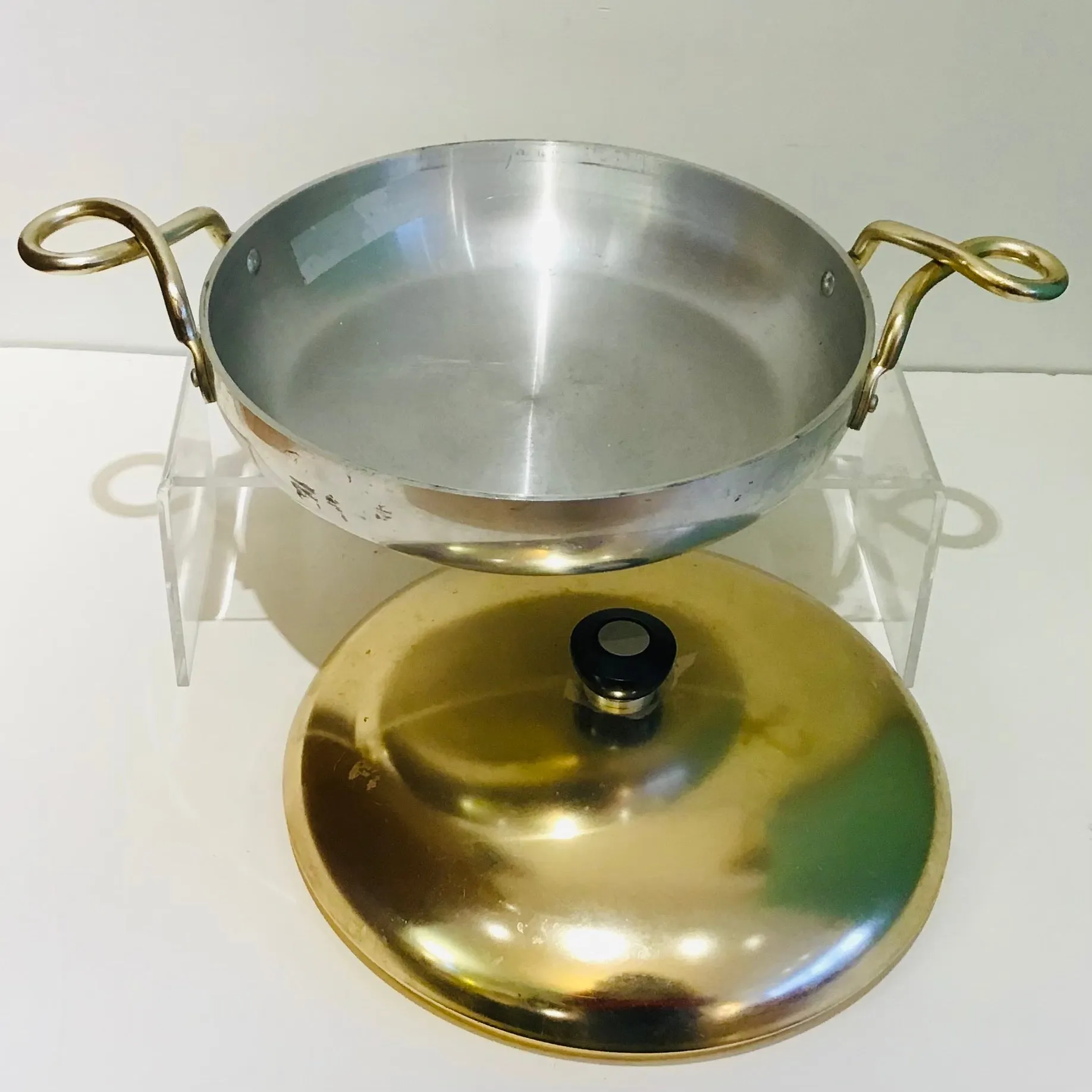 Vintage Wear-Ever Casserole Dish